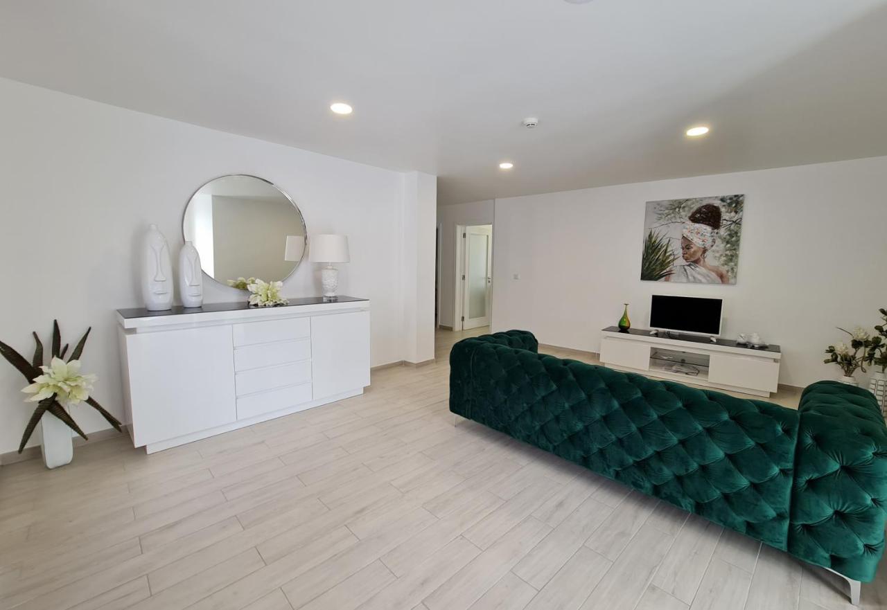 Espirito Santo - Al Appartement Ponta Delgada Buitenkant foto